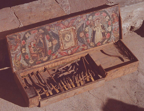 [Clavichord B.2, Potos&iacute;, Convent of Santa Monica]