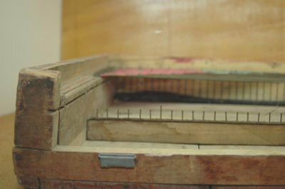 [left end of clavichord B.5]